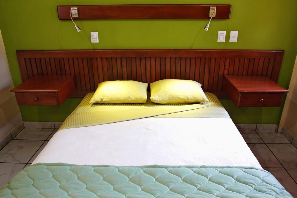 Hotel La Mar Dulce Granada Luaran gambar